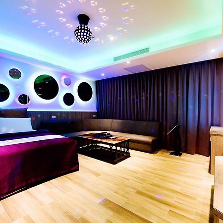 Meng Siang Motel Pingzhen Extérieur photo
